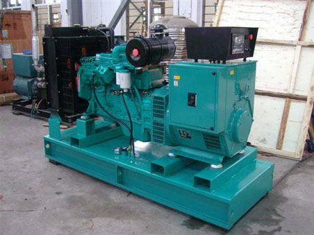 宝山200kw康明斯柴油发电机组图片 宝山200kw康明斯柴油发电机组图片